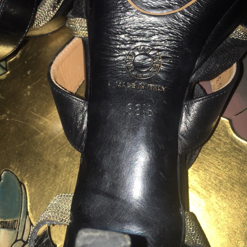 Shoes - Picture 7 of 7